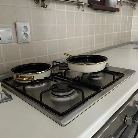 Kambani 1 Apartman Szveti Vlasz