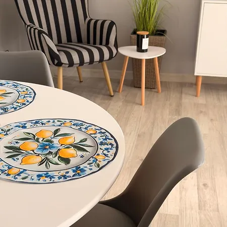 Apartament Kambani 1 *