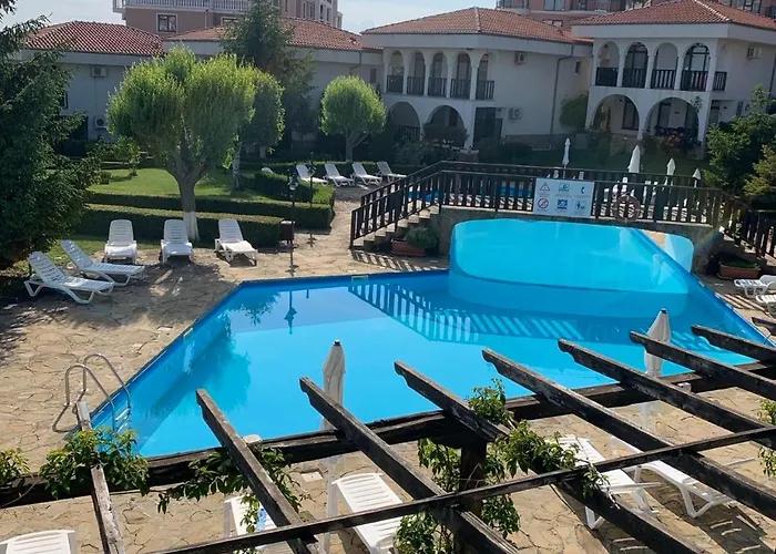 Apartament Kambani 1 *